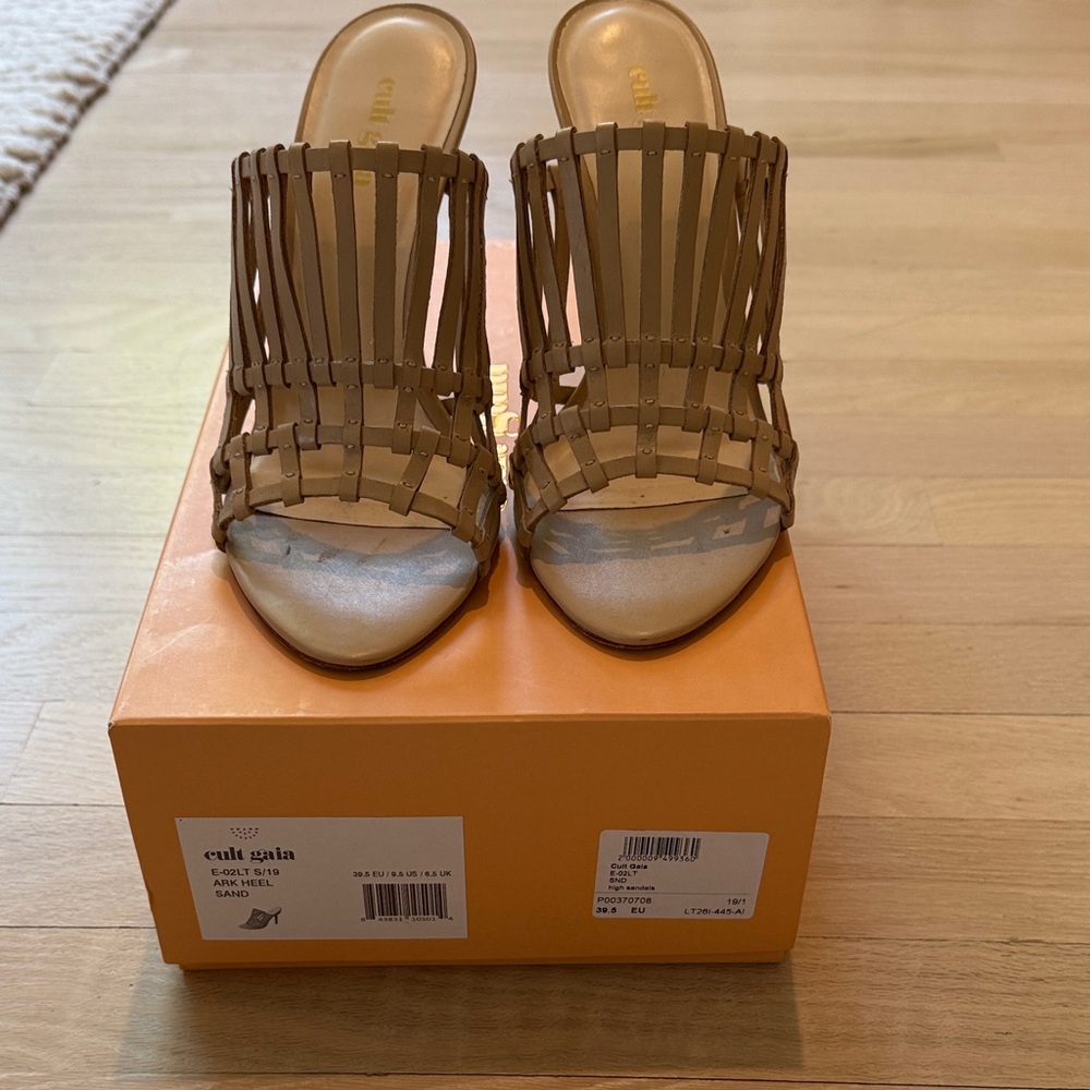 Cult Gaia Strappy Tan Heels 9.5 sand tan colored